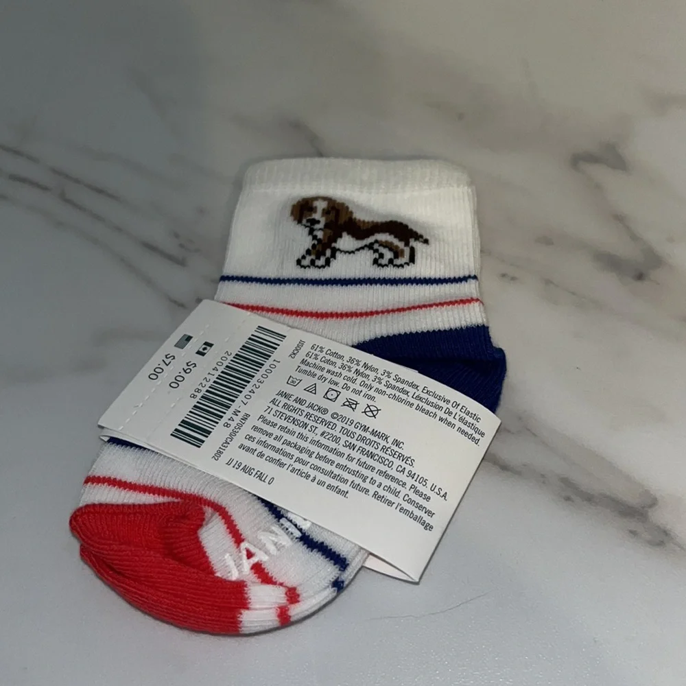 NWT Janie and Jack beagle striped socks 0-3 months